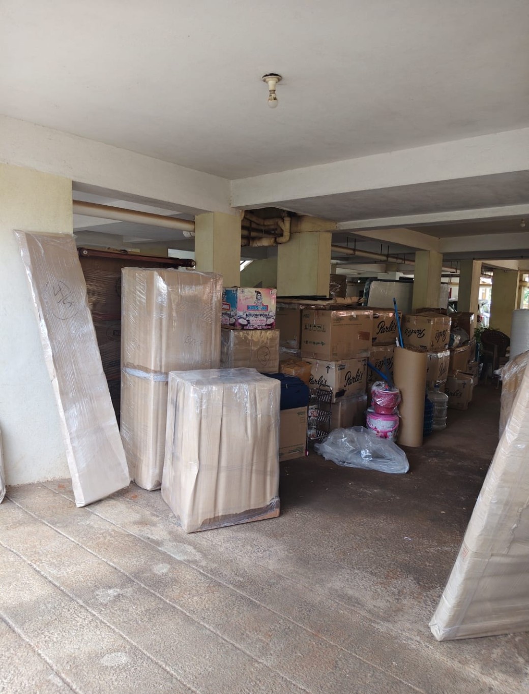 Shekhawat Packers and Movers Belgaum - packed household items ready for loading