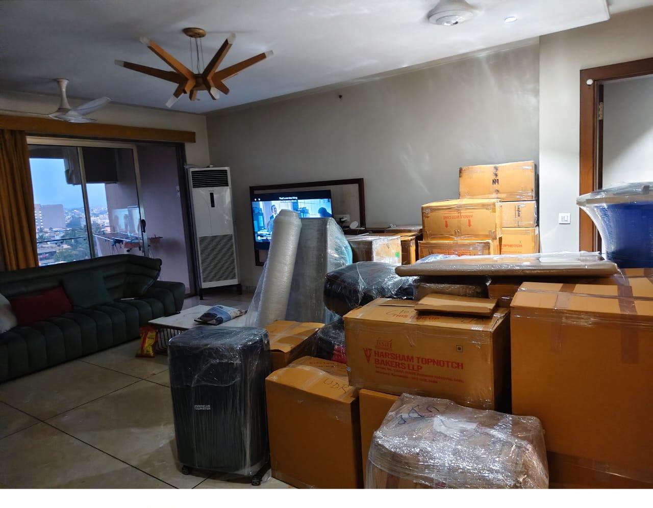 Shekhawat Packers and Movers Hubli - house shifting service with packed boxes